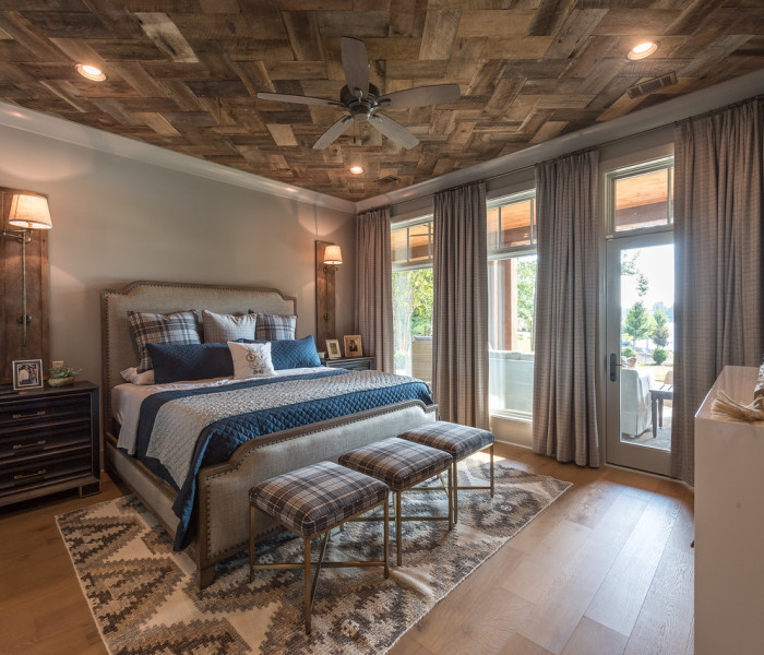 Dickman Guest Suite 3 Lake Level Barnwood Ceiling